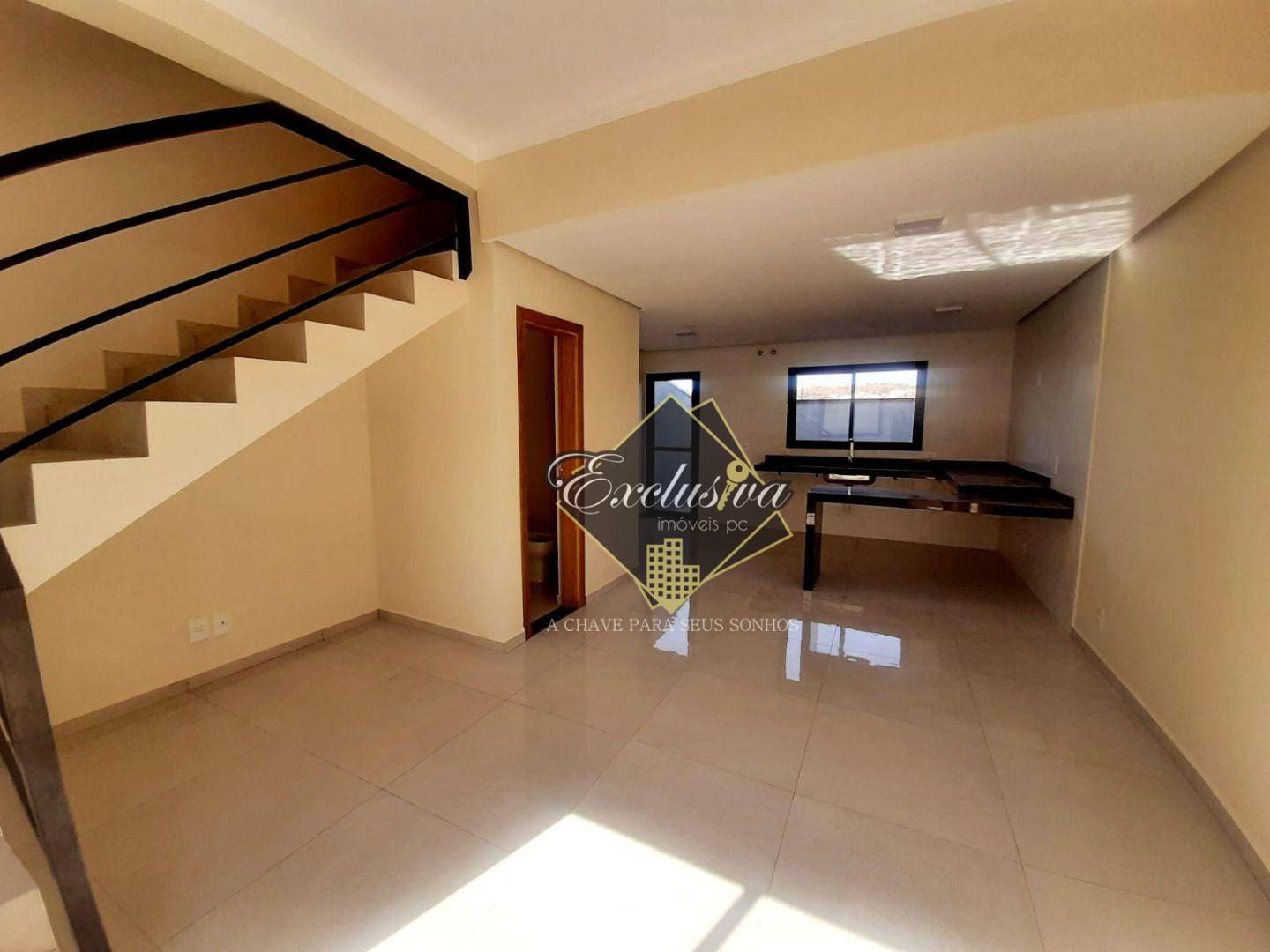 Casa à venda com 3 quartos, 100m² - Foto 16