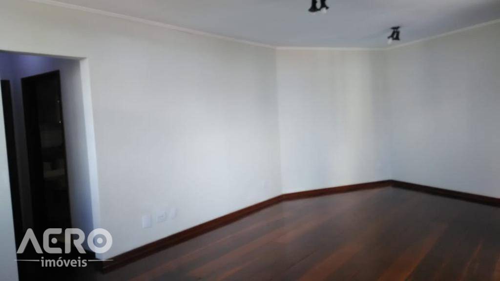 Apartamento à venda com 3 quartos, 148m² - Foto 10