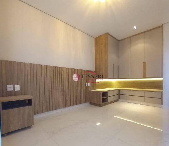 Apartamento para alugar com 2 quartos, 70m² - Foto 4