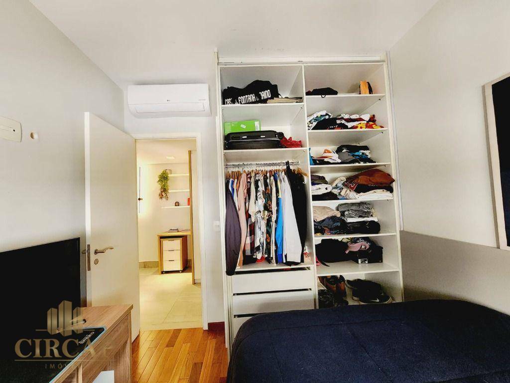 Apartamento à venda com 3 quartos, 119m² - Foto 16