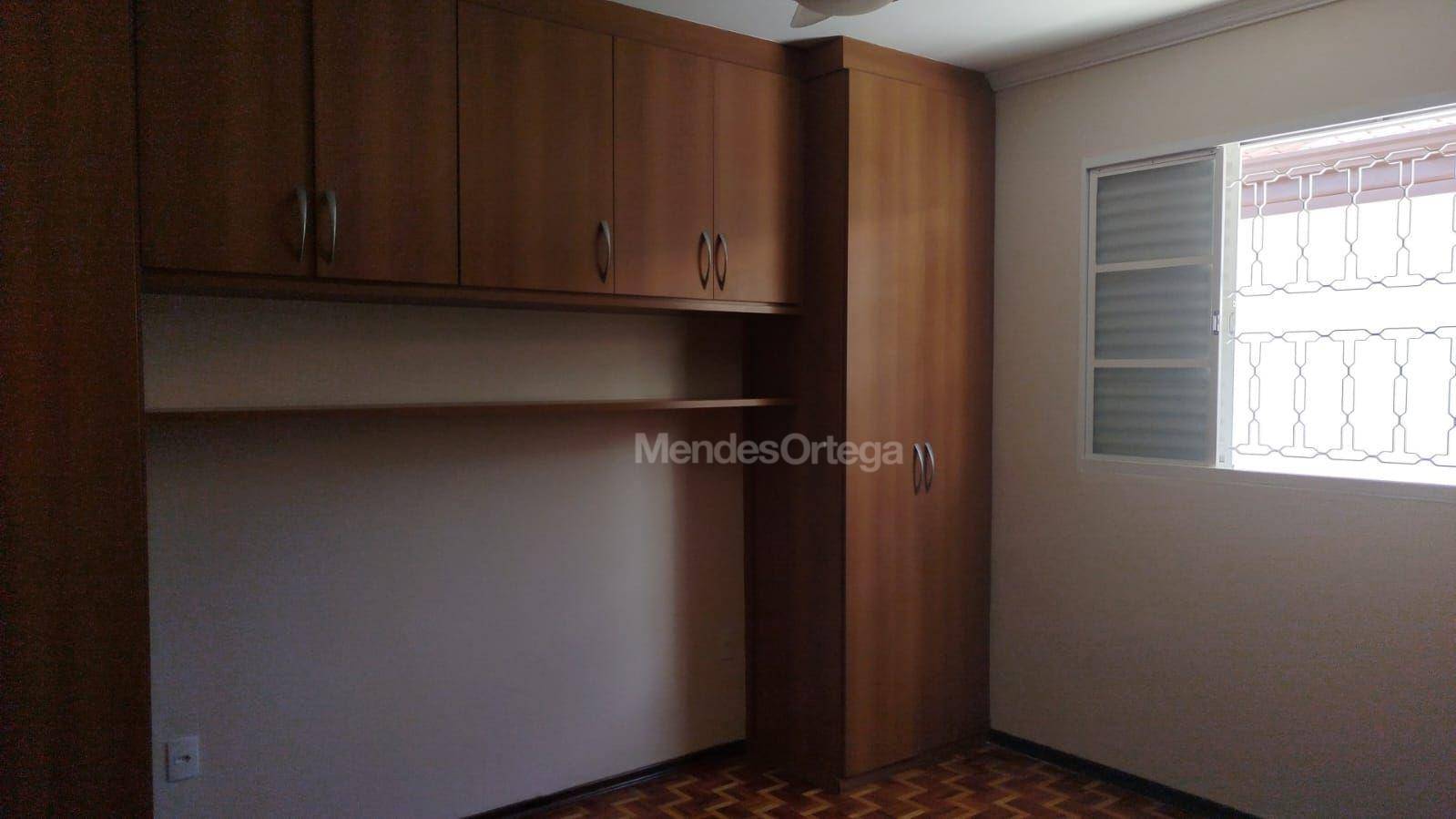 Casa para alugar com 3 quartos, 250m² - Foto 26