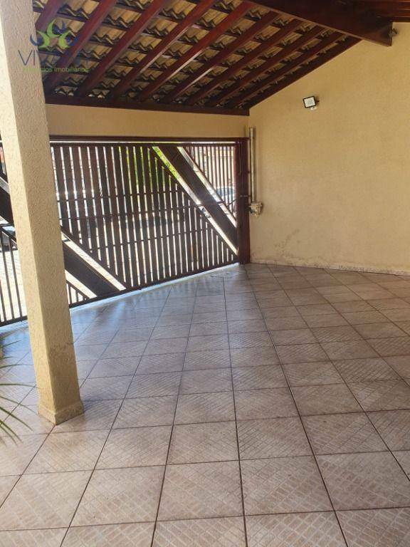 Sobrado à venda com 3 quartos, 200m² - Foto 16