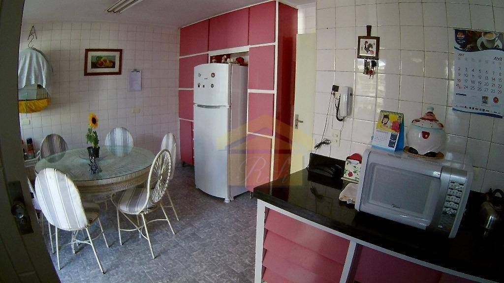 Sobrado à venda com 3 quartos, 160m² - Foto 4