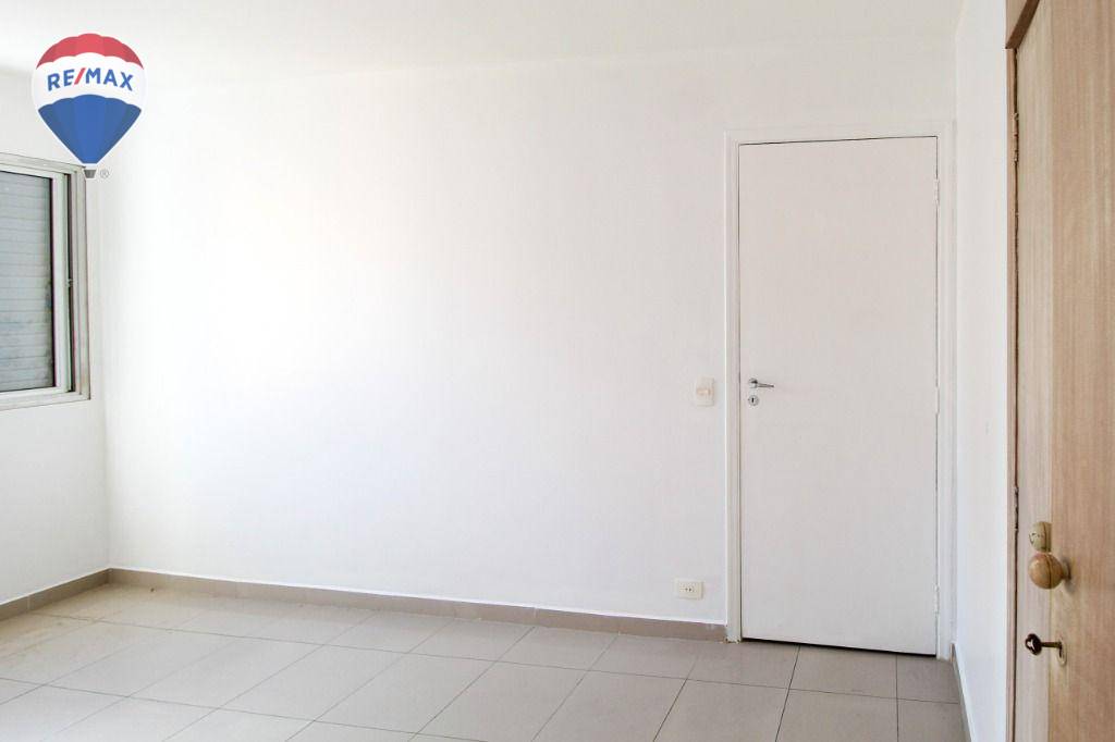 Apartamento para alugar com 2 quartos, 80m² - Foto 17