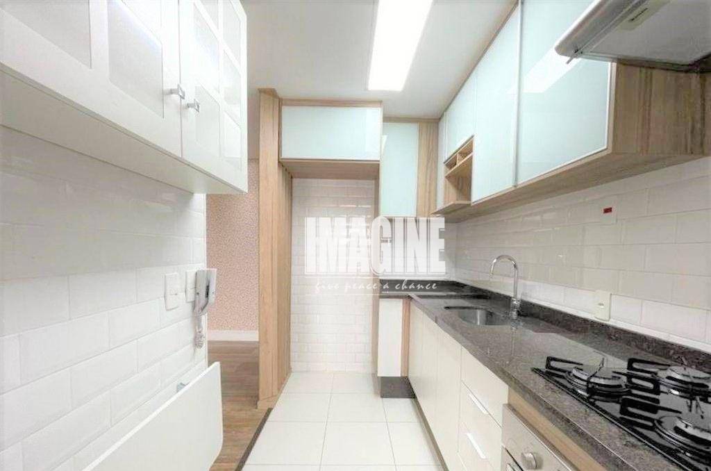 Apartamento à venda com 3 quartos, 87m² - Foto 7