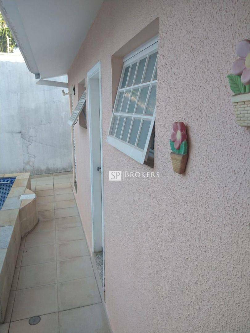 Sobrado à venda e aluguel com 4 quartos, 233m² - Foto 13