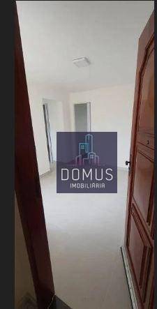 Apartamento à venda com 2 quartos, 50m² - Foto 2