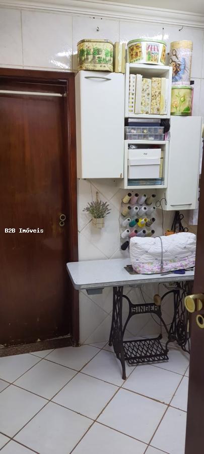 Apartamento à venda com 3 quartos, 140m² - Foto 7