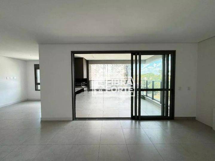 Apartamento à venda com 3 quartos, 125m² - Foto 4