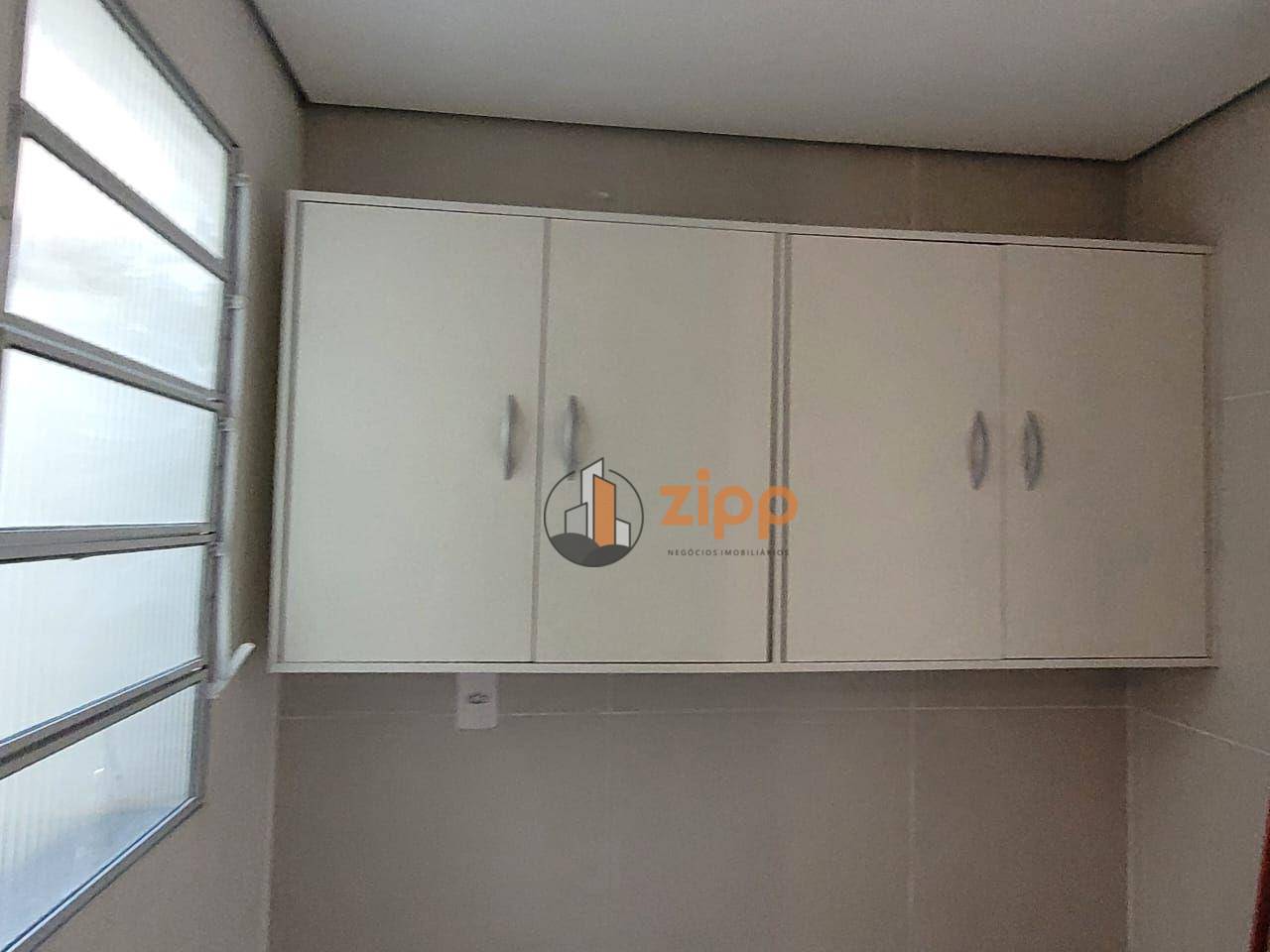 Apartamento à venda com 2 quartos, 41m² - Foto 2