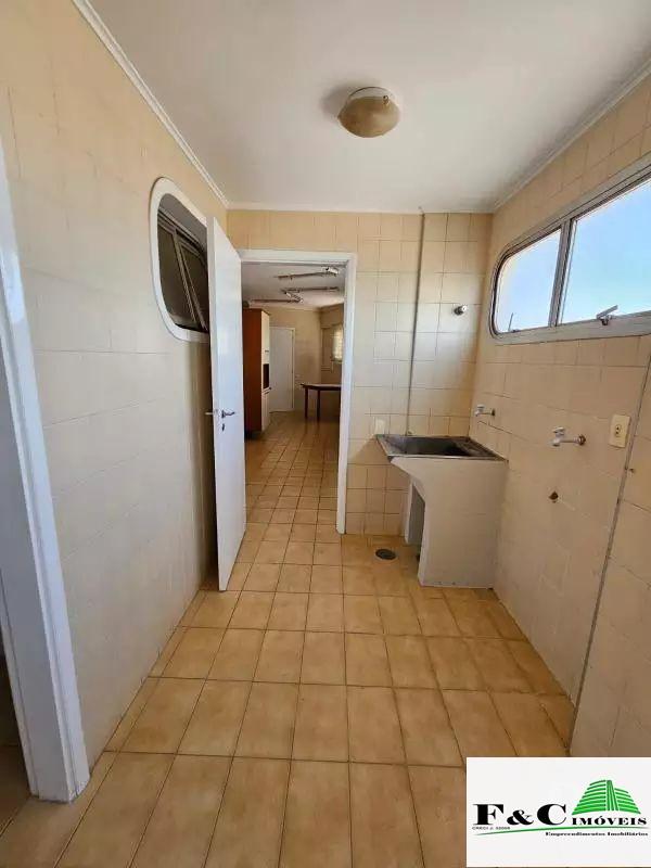 Apartamento à venda com 3 quartos - Foto 3