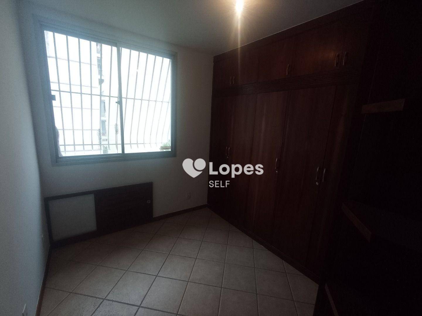 Apartamento à venda com 3 quartos, 104m² - Foto 8