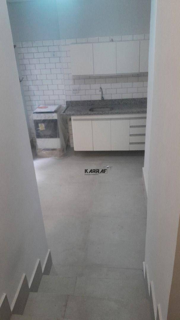 Apartamento para alugar com 1 quarto, 55m² - Foto 8