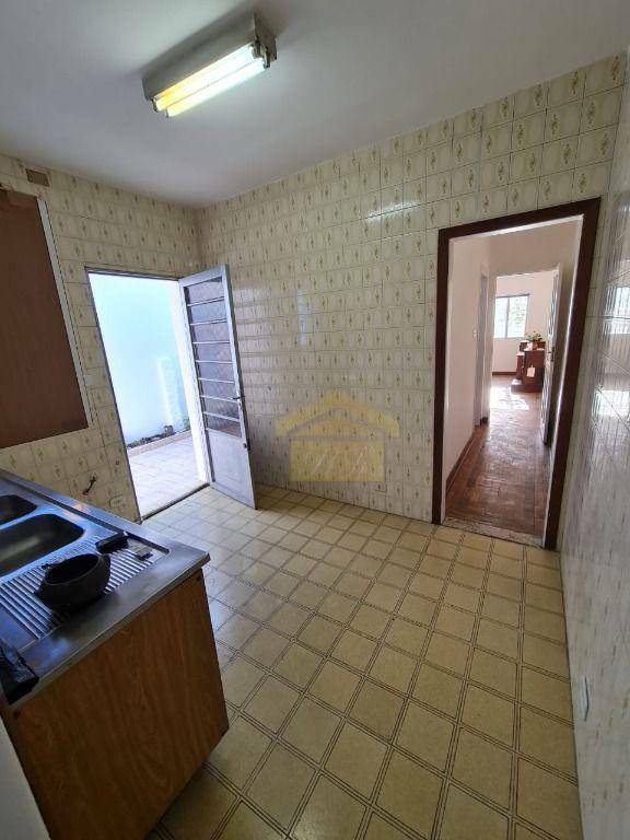 Casa à venda com 2 quartos, 180m² - Foto 14