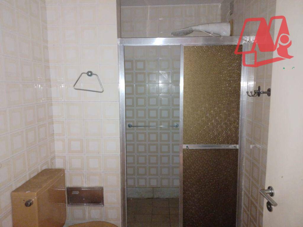 Casa à venda e aluguel com 3 quartos, 371m² - Foto 34