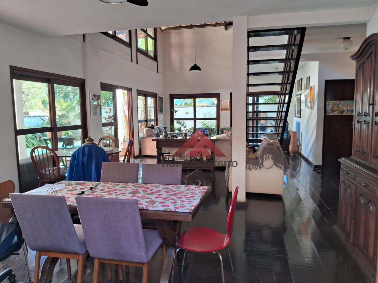 Casa à venda com 3 quartos, 247m² - Foto 5