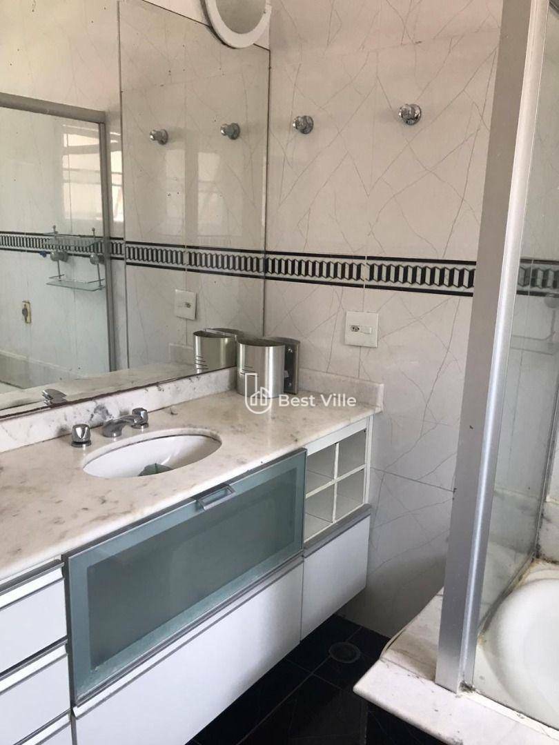 Casa de Condomínio para alugar com 3 quartos, 200m² - Foto 15