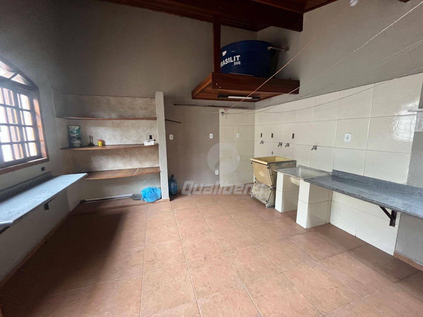 Sobrado para alugar com 3 quartos, 323m² - Foto 17