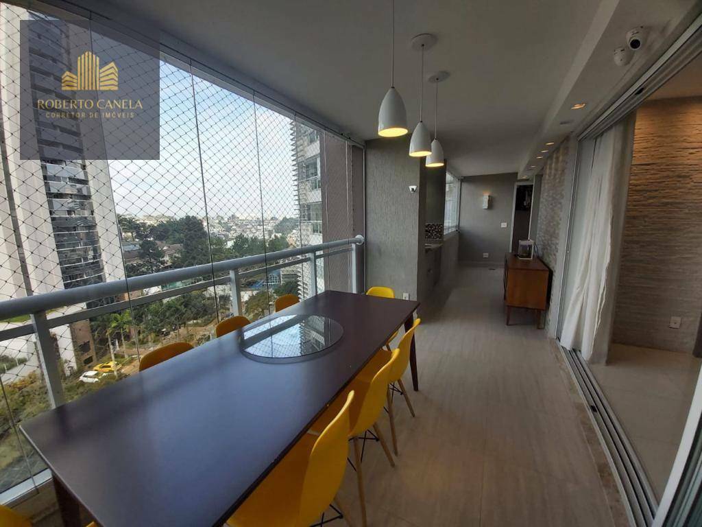 Apartamento à venda com 3 quartos, 156m² - Foto 2