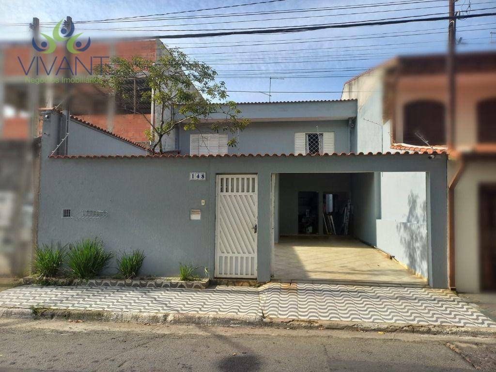 Sobrado à venda com 3 quartos, 243M2 - Foto 1