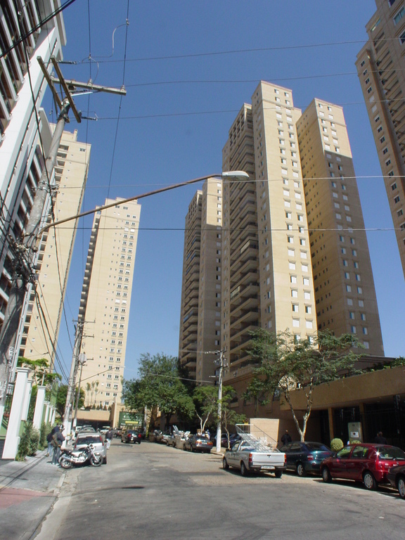 Apartamento à venda com 3 quartos, 169m² - Foto 1