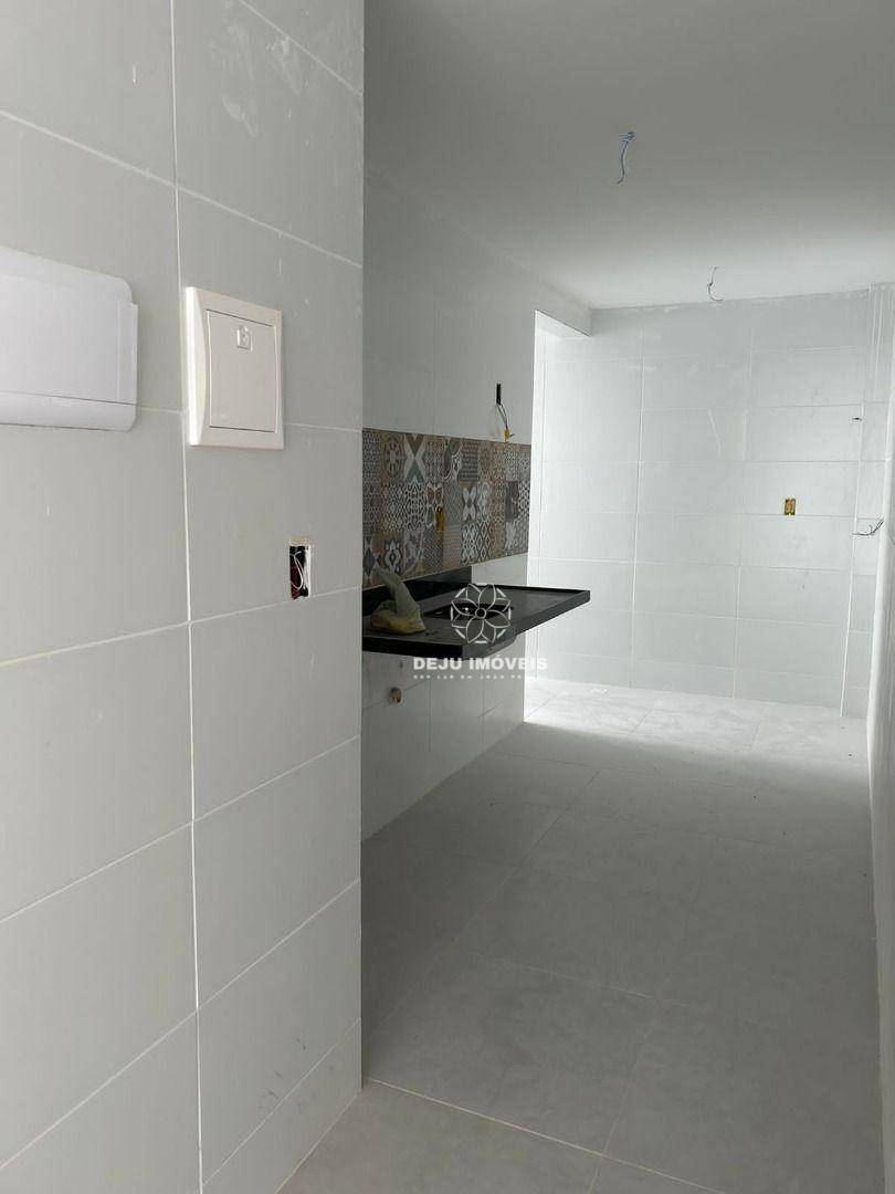 Apartamento à venda com 2 quartos, 67m² - Foto 8