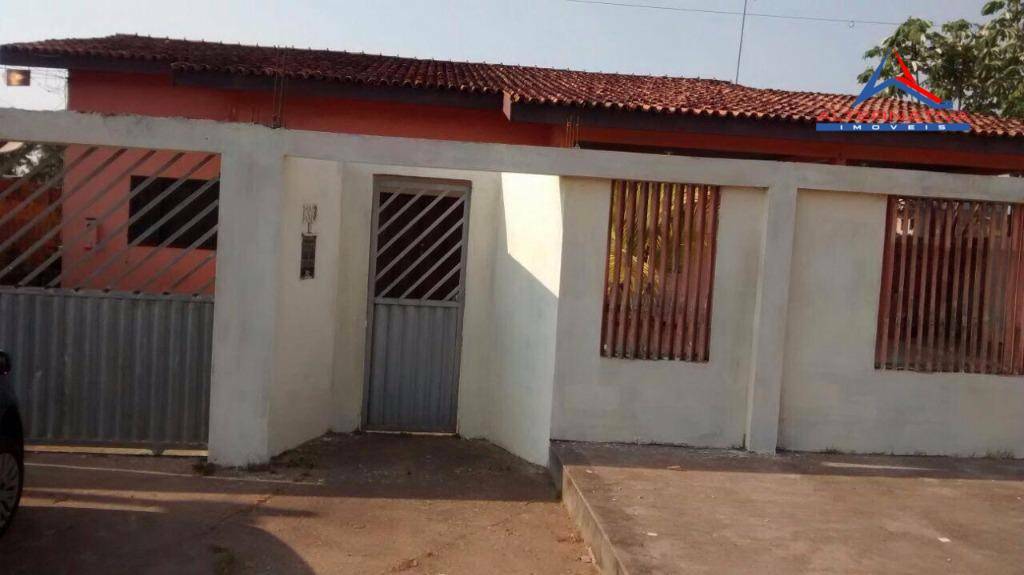 Casa à venda com 3 quartos, 364m² - Foto 2