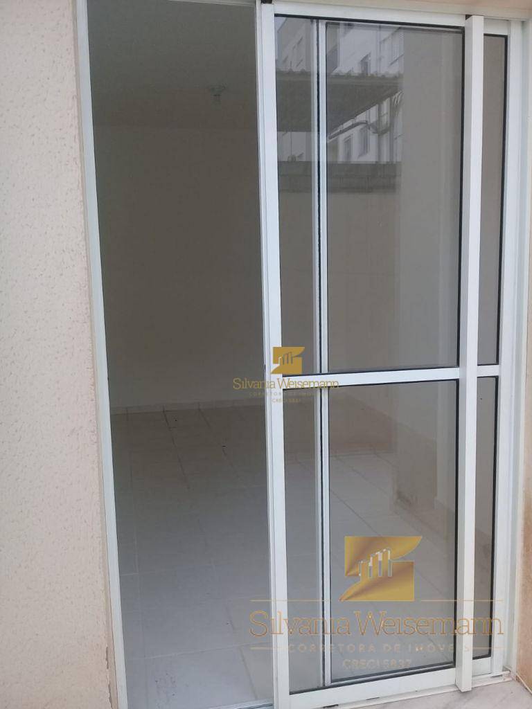 Apartamento à venda com 2 quartos, 50m² - Foto 2