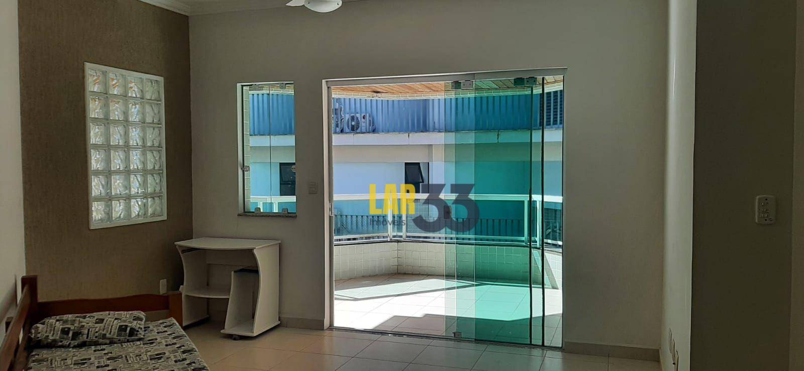 Apartamento à venda com 3 quartos, 200m² - Foto 4