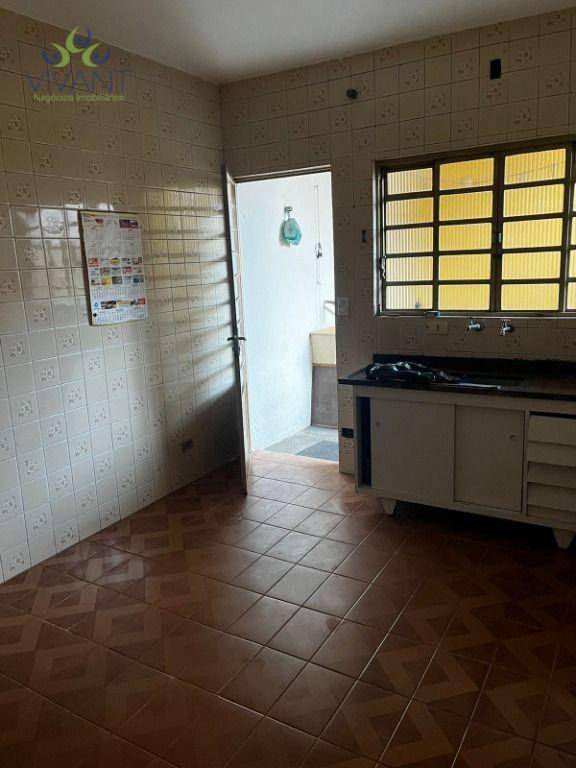 Sobrado à venda com 2 quartos, 250M2 - Foto 18