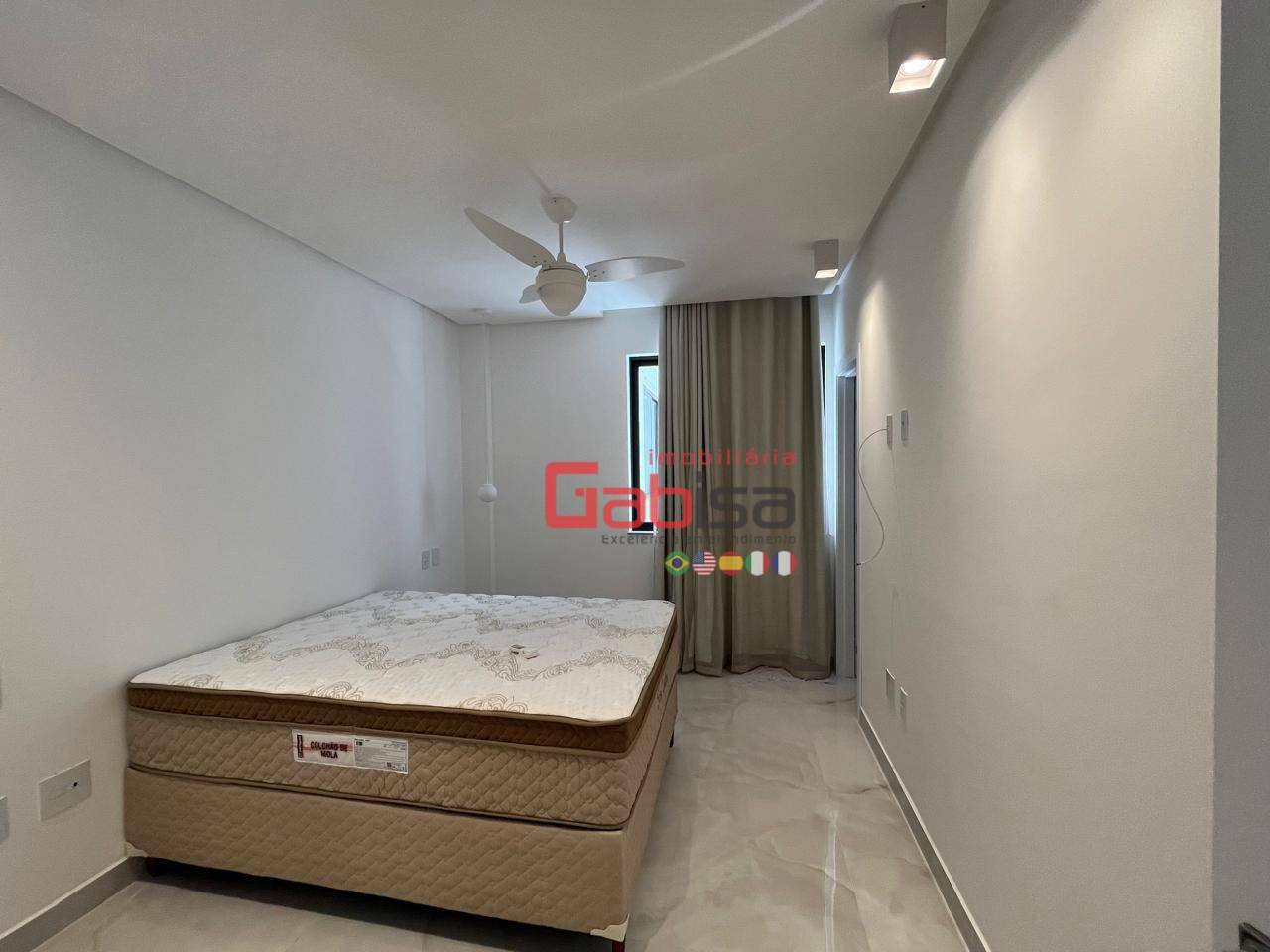 Apartamento para alugar com 4 quartos, 160m² - Foto 13