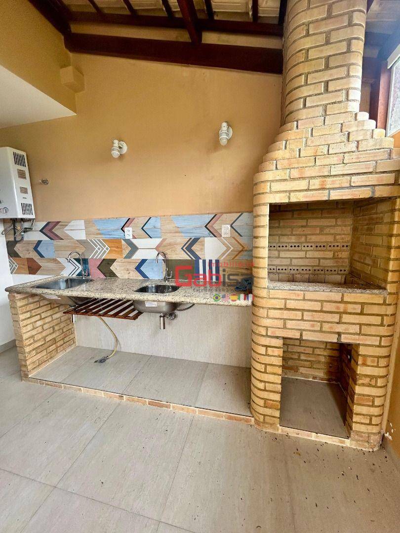 Casa de Condomínio à venda com 5 quartos, 200m² - Foto 6