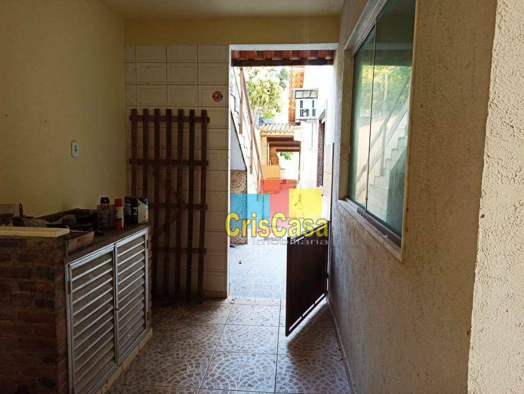 Casa à venda com 4 quartos, 200m² - Foto 13