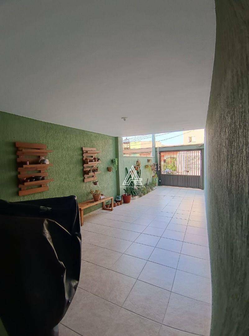 Sobrado à venda com 3 quartos, 125m² - Foto 3