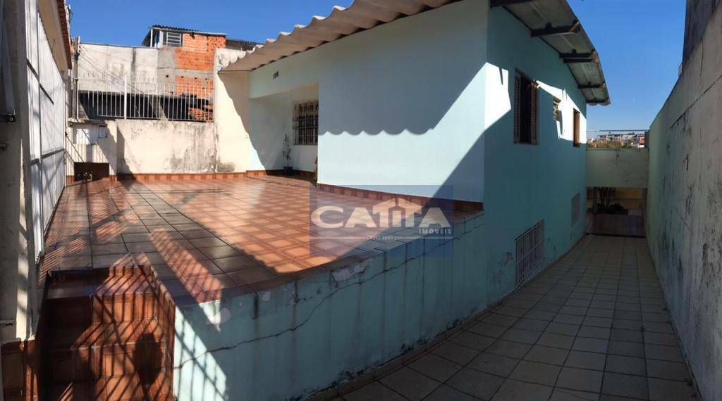 Casa à venda com 2 quartos, 150m² - Foto 2