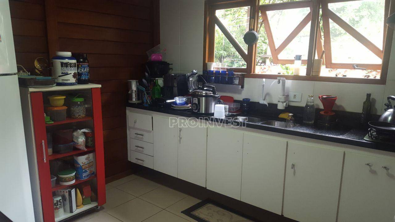 Casa de Condomínio à venda e aluguel com 3 quartos, 250m² - Foto 9