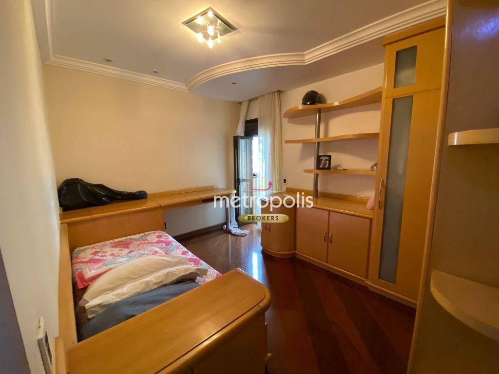 Apartamento para alugar com 3 quartos, 242m² - Foto 34