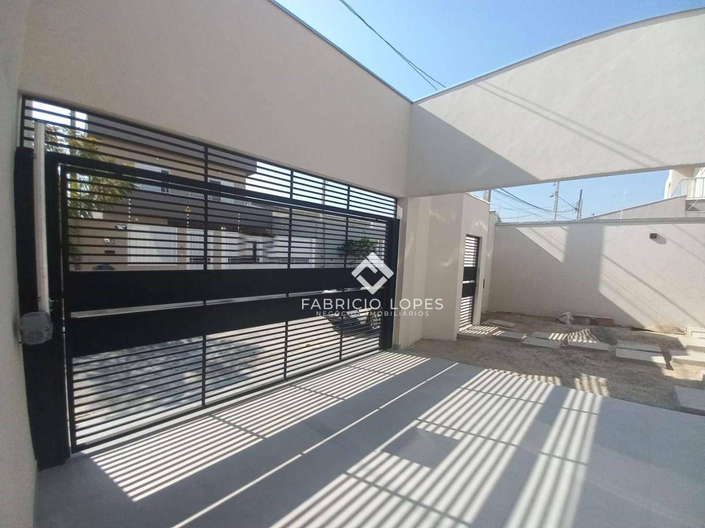 Casa à venda com 3 quartos, 160m² - Foto 1