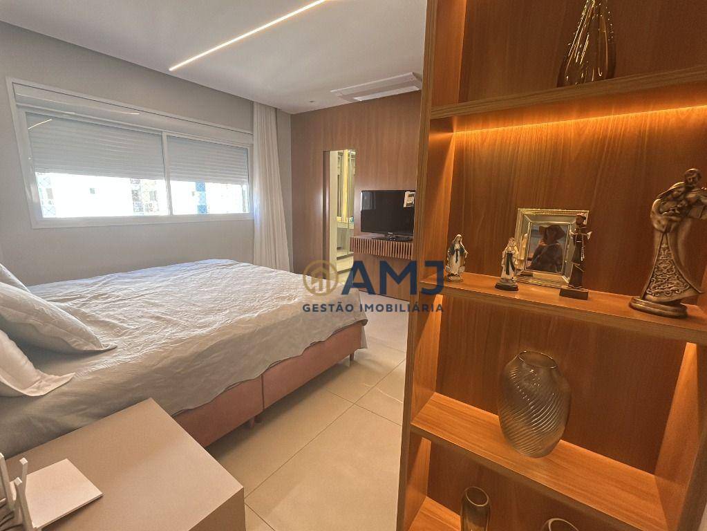 Apartamento à venda com 4 quartos, 215m² - Foto 46