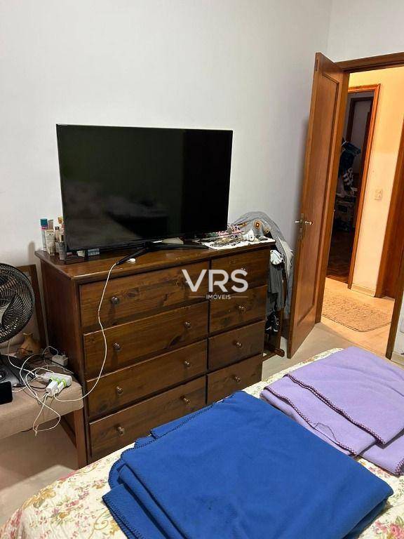 Casa à venda com 4 quartos, 375m² - Foto 32