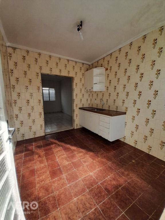 Casa à venda com 3 quartos, 164m² - Foto 14