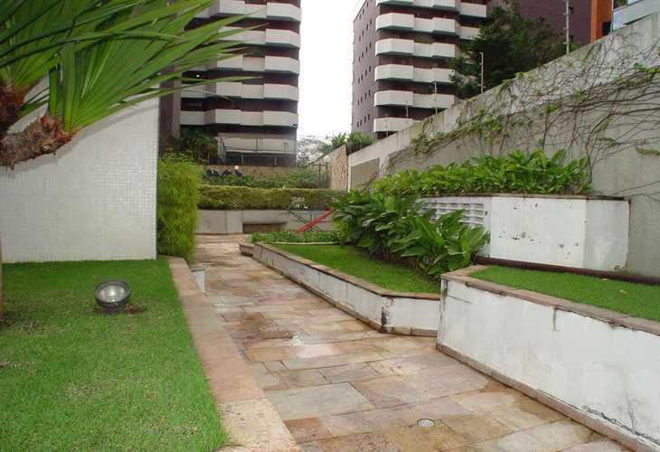 Apartamento à venda com 4 quartos, 660m² - Foto 2