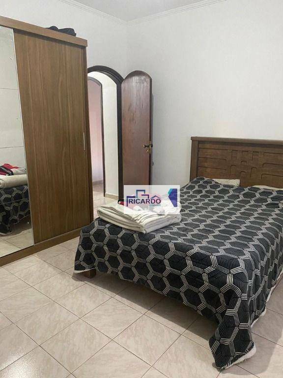 Casa à venda com 3 quartos, 300m² - Foto 7