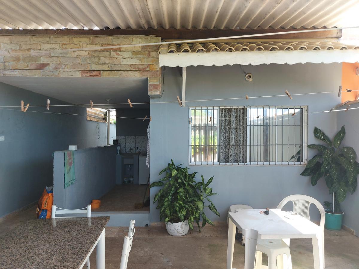 Casa à venda com 4 quartos, 150m² - Foto 12