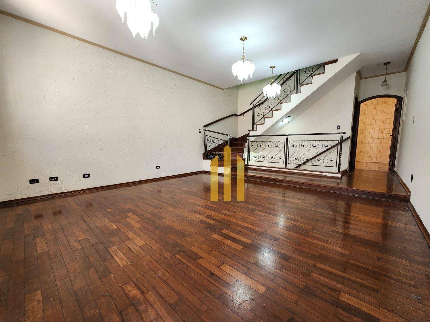 Sobrado à venda e aluguel com 4 quartos, 172m² - Foto 2