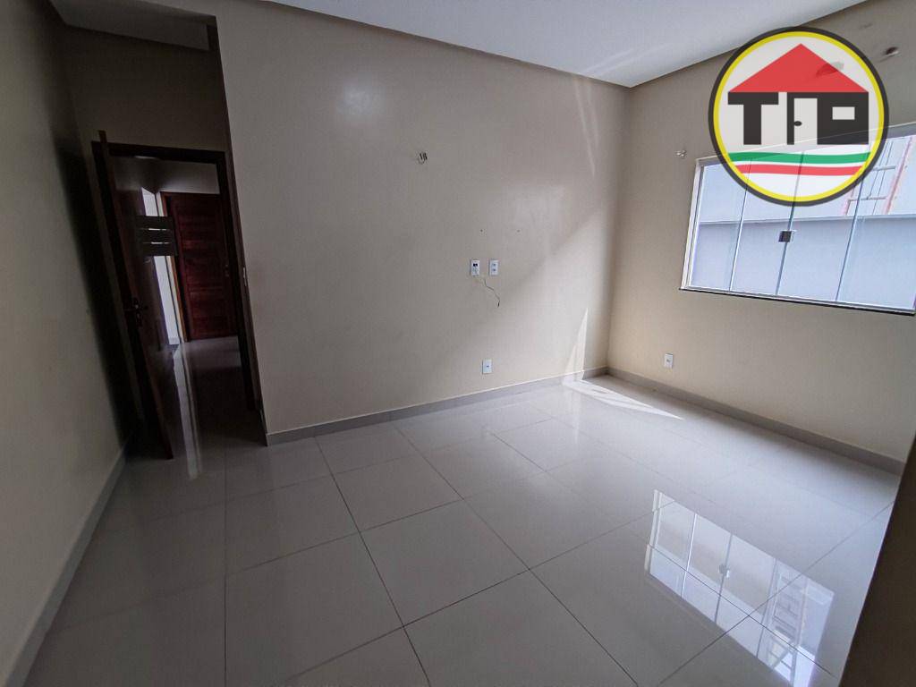 Casa de Condomínio à venda com 3 quartos, 170m² - Foto 4