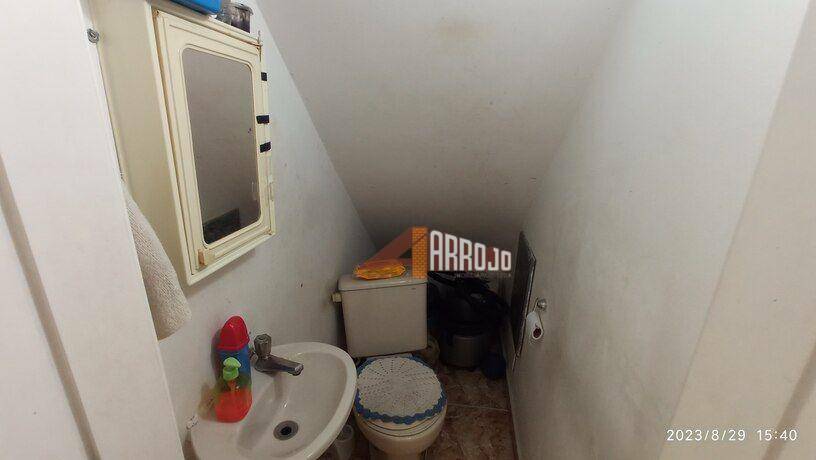 Sobrado à venda com 2 quartos, 200m² - Foto 19