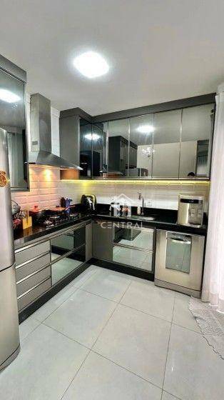 Casa de Condomínio para alugar com 3 quartos, 142m² - Foto 4