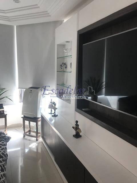 Apartamento para alugar com 4 quartos, 218m² - Foto 8