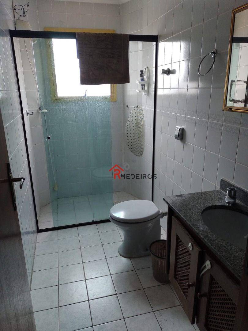 Apartamento à venda com 3 quartos, 133m² - Foto 11